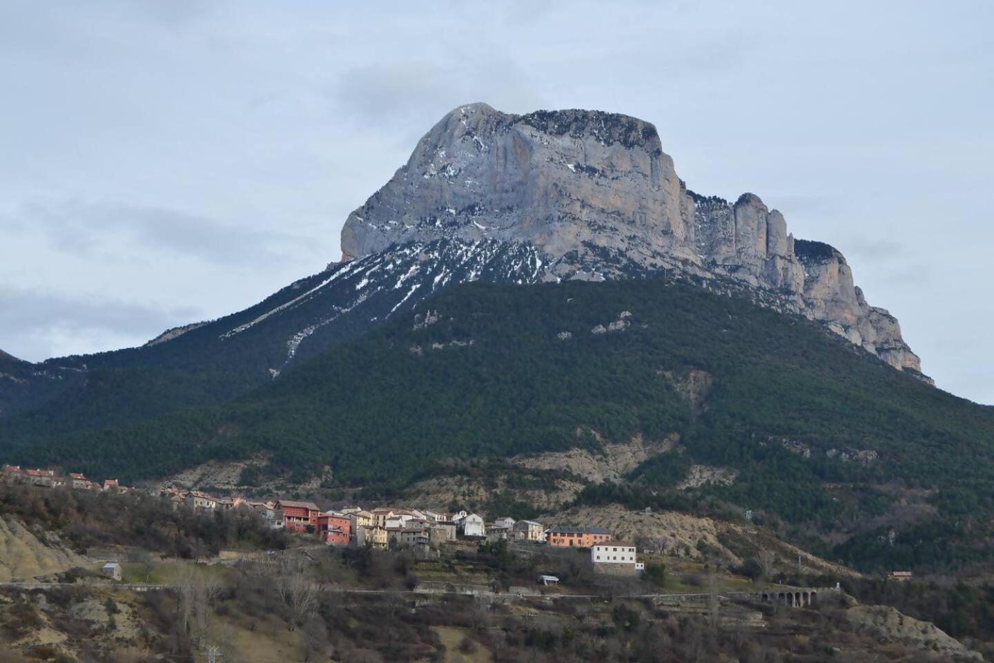 La Lucana Ordesa Ainsa Apartamento 2 Plazas لاسبونا المظهر الخارجي الصورة